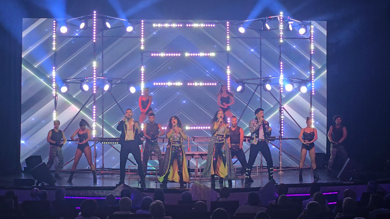 Ausschnitte der Rock-Show der MSC Divina