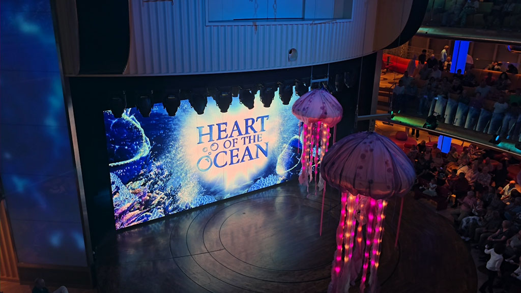 Ausschnitte aus der AIDA-Show Heart of the Ocean